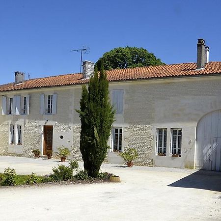 Le Vieux Noyer Bed & Breakfast Saint-Maurice-de-Tavernole ภายนอก รูปภาพ