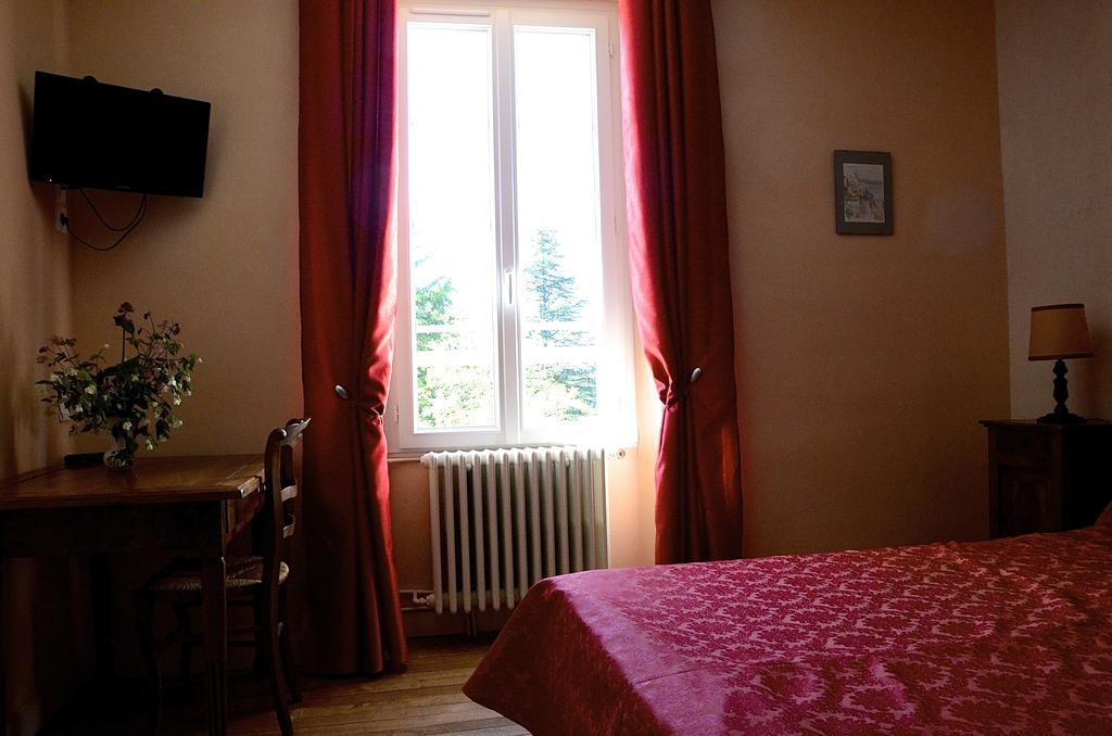 Le Vieux Noyer Bed & Breakfast Saint-Maurice-de-Tavernole ห้อง รูปภาพ